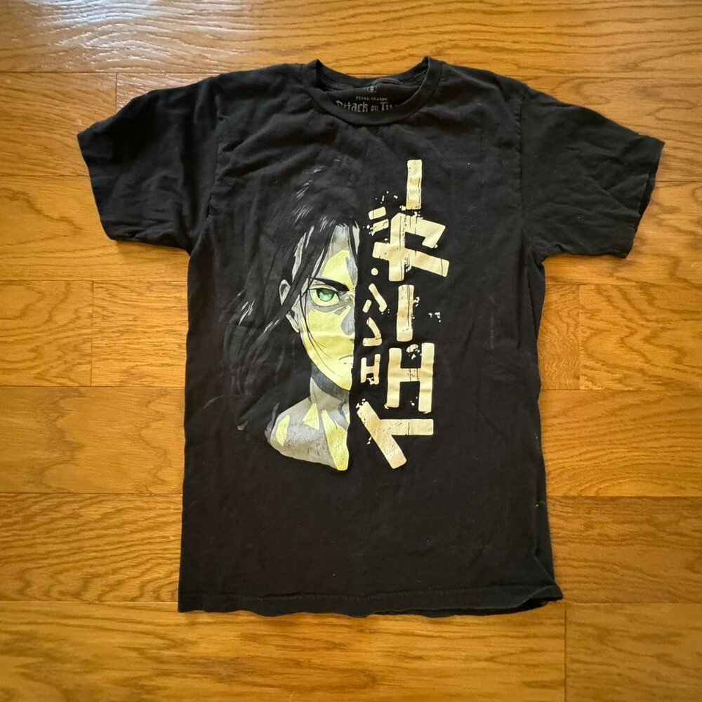 Attack on Titan final season graphic tee